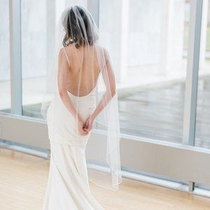 Toni Frederici Avalon Veil, 55 inch, Ivory